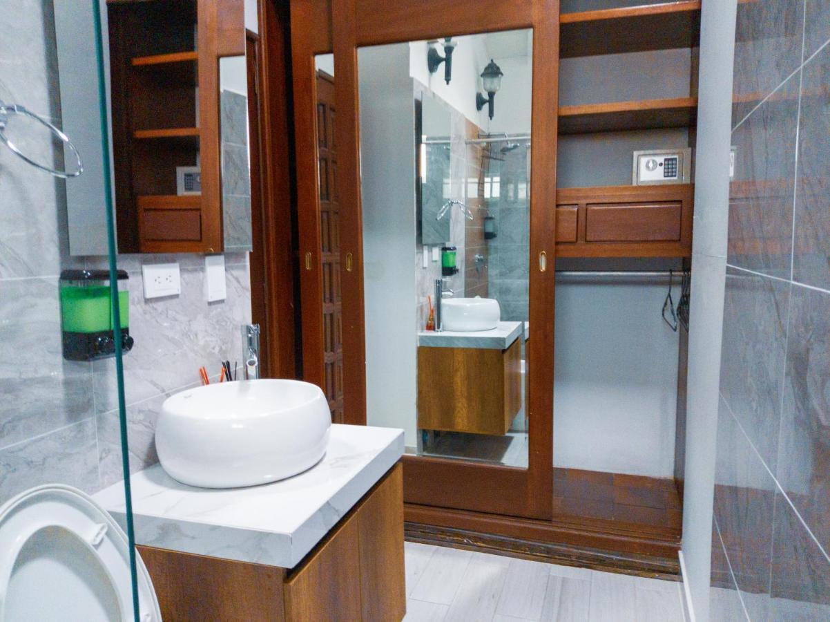 Hotel Boutique La Casa De Piedra Кали Екстериор снимка