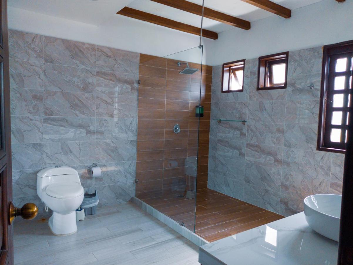 Hotel Boutique La Casa De Piedra Кали Екстериор снимка