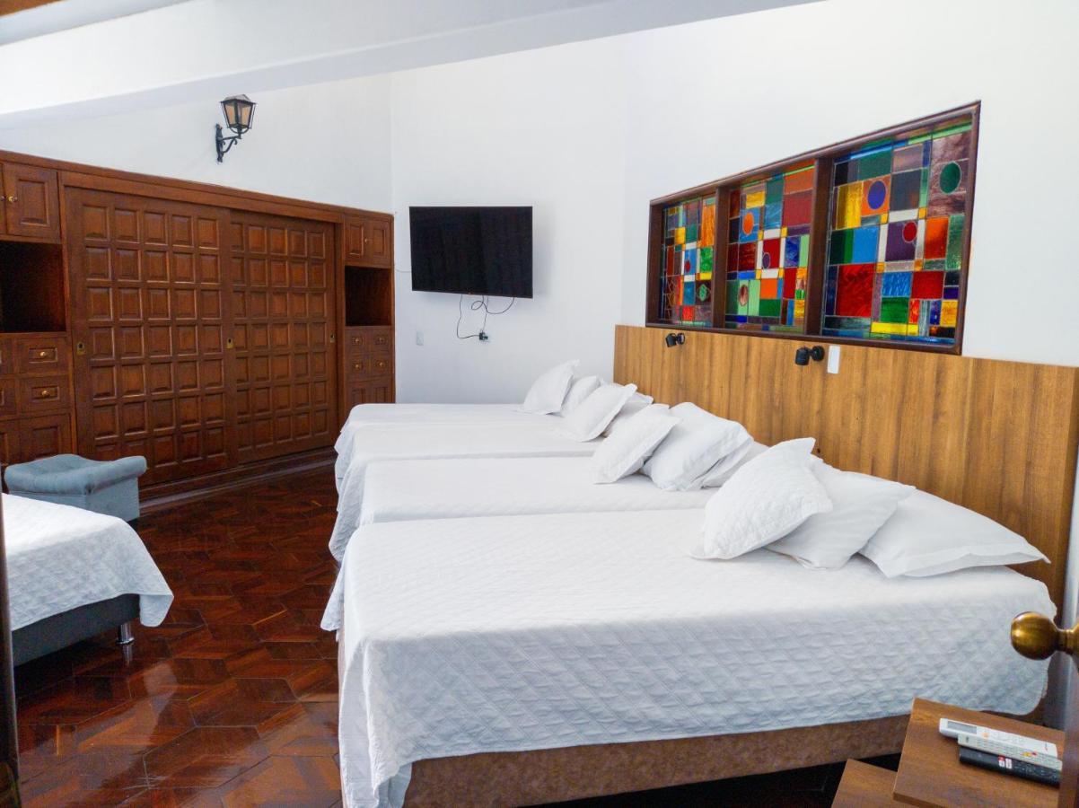 Hotel Boutique La Casa De Piedra Кали Екстериор снимка