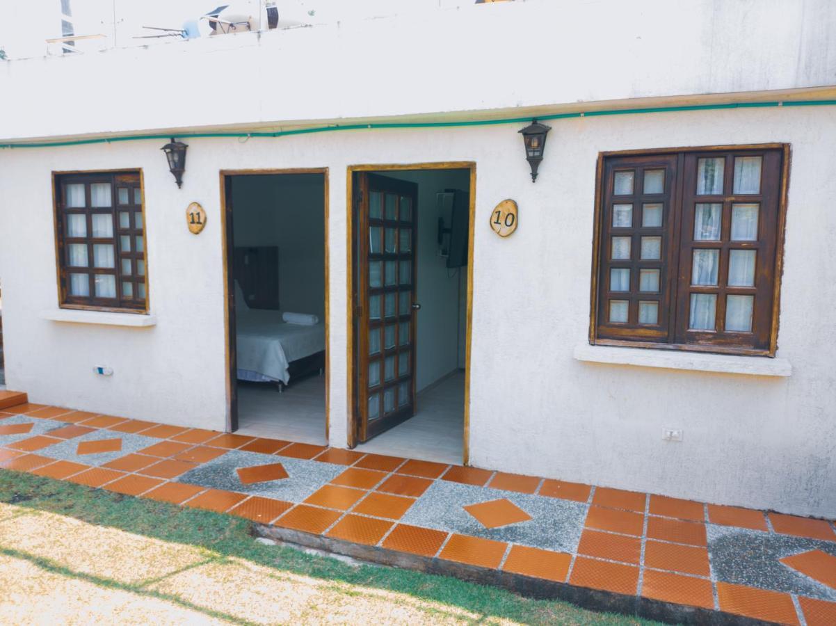 Hotel Boutique La Casa De Piedra Кали Екстериор снимка