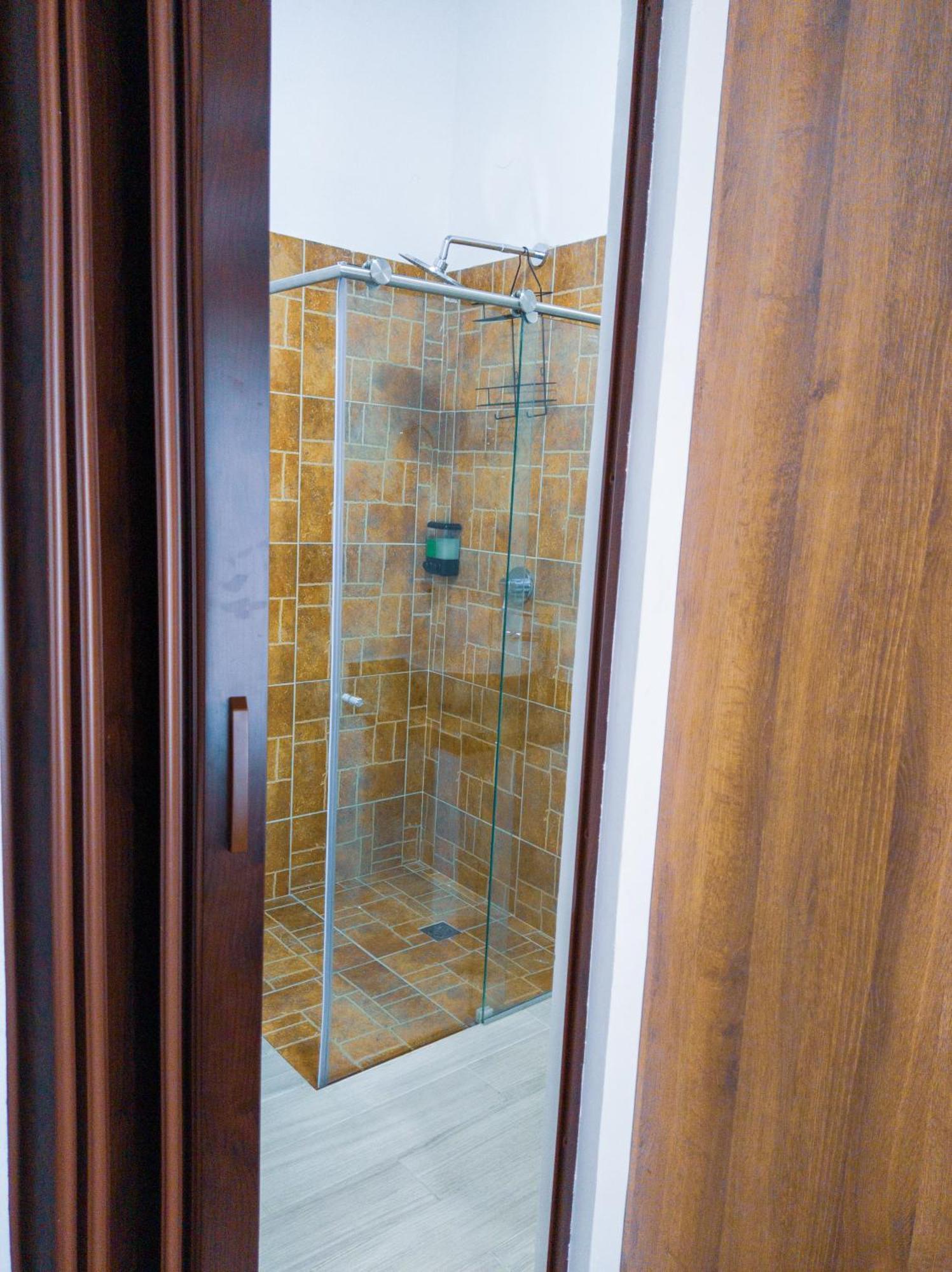Hotel Boutique La Casa De Piedra Кали Екстериор снимка